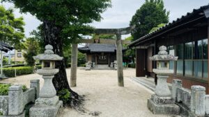 岸津神社1