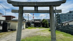 住吉神社（石造灯台）3